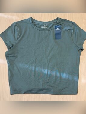 Hollister Baby Tee